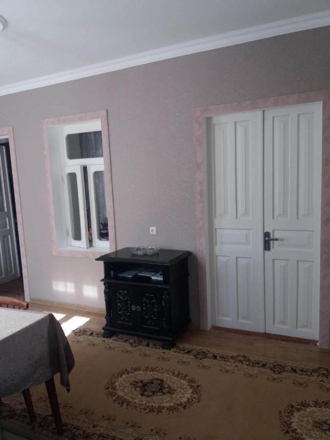 Guest House Darejani 쿠타이시 외부 사진
