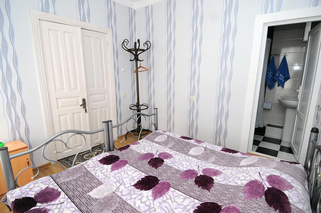 Guest House Darejani 쿠타이시 외부 사진