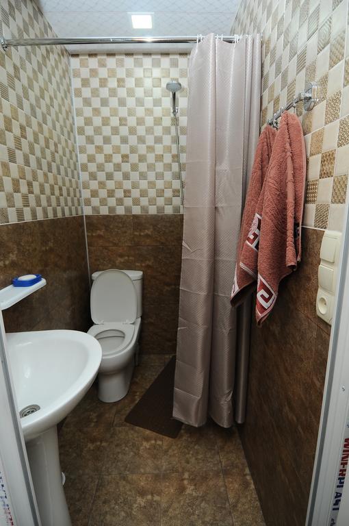 Guest House Darejani 쿠타이시 외부 사진